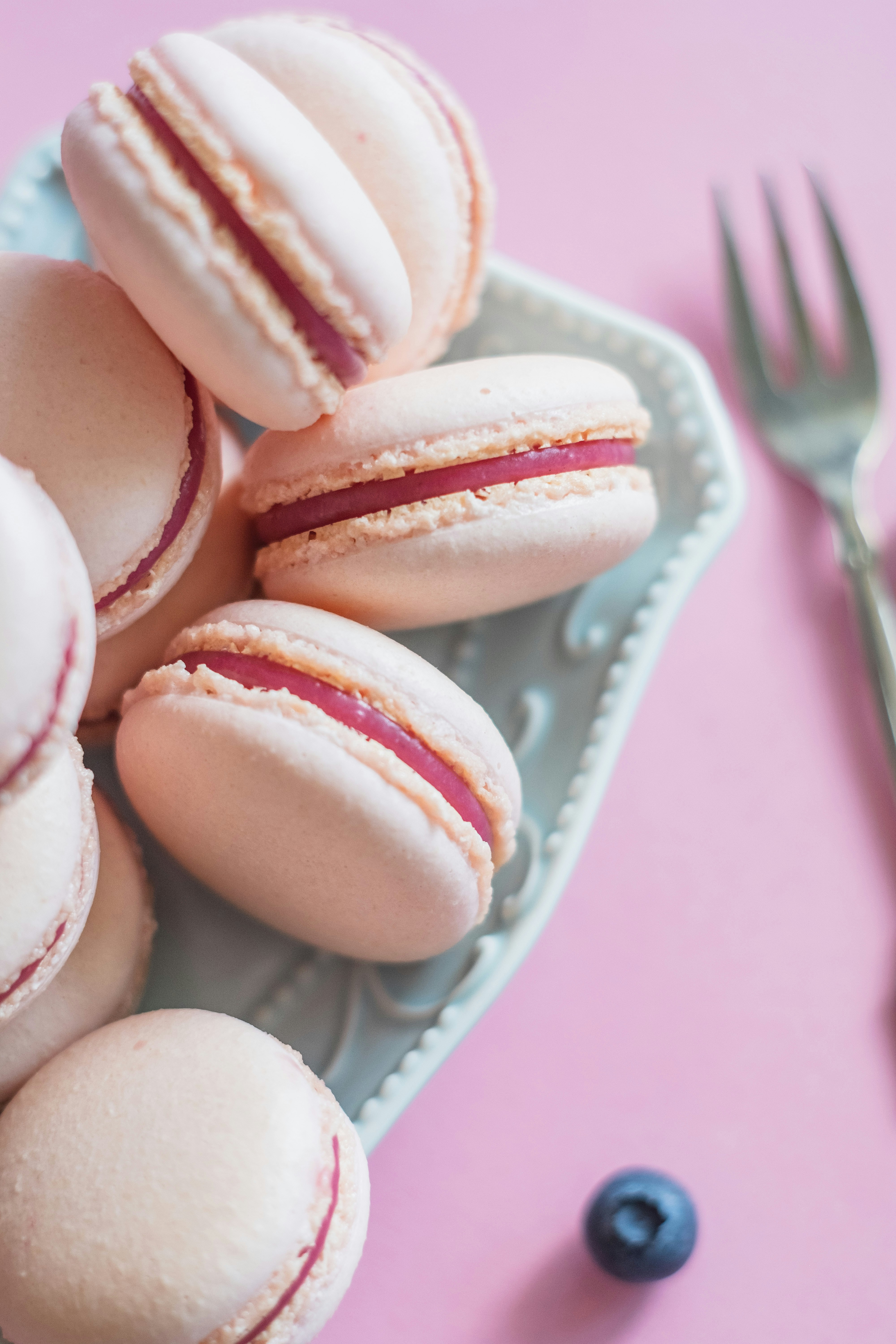 Blueberry macarons