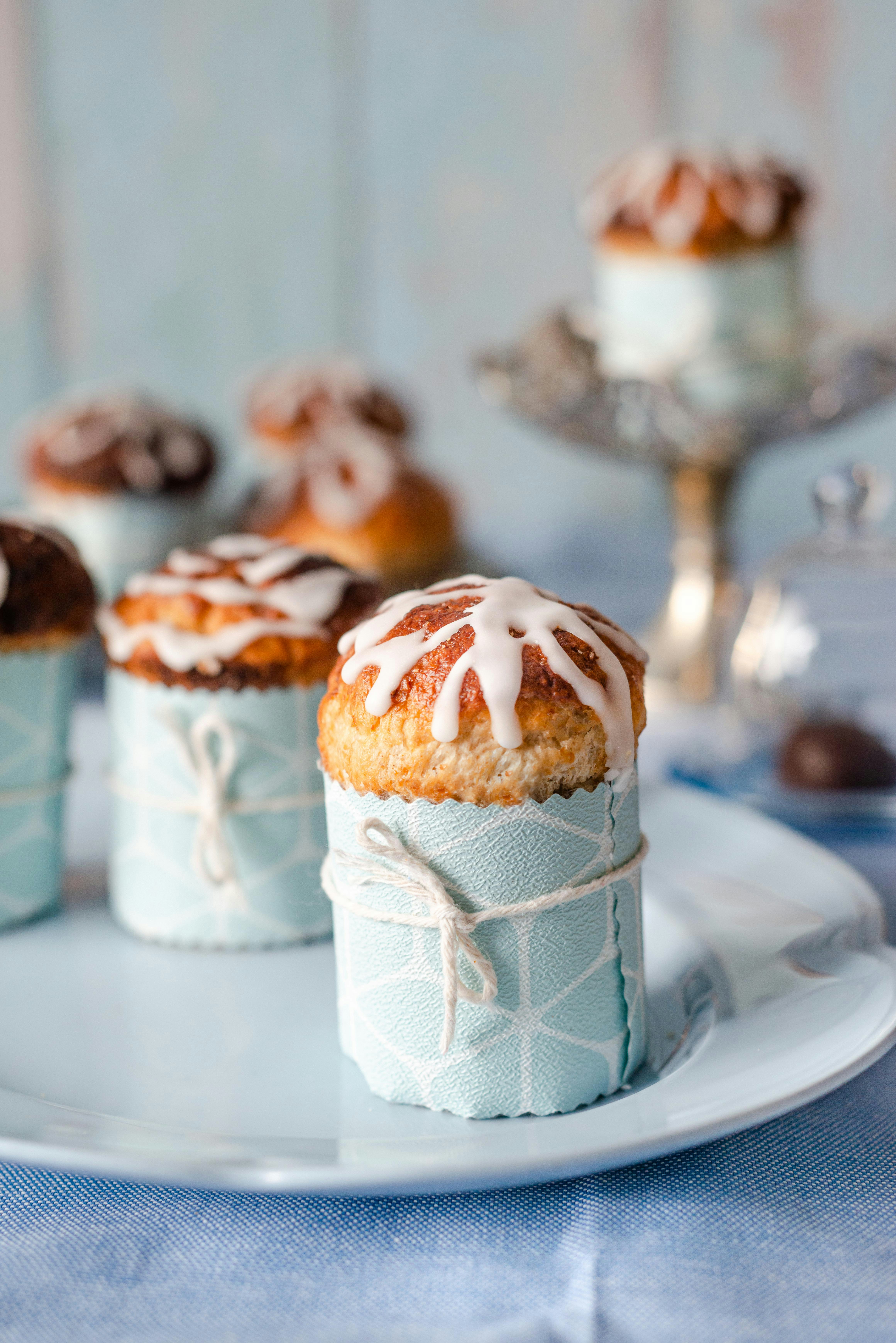 Parcel cake